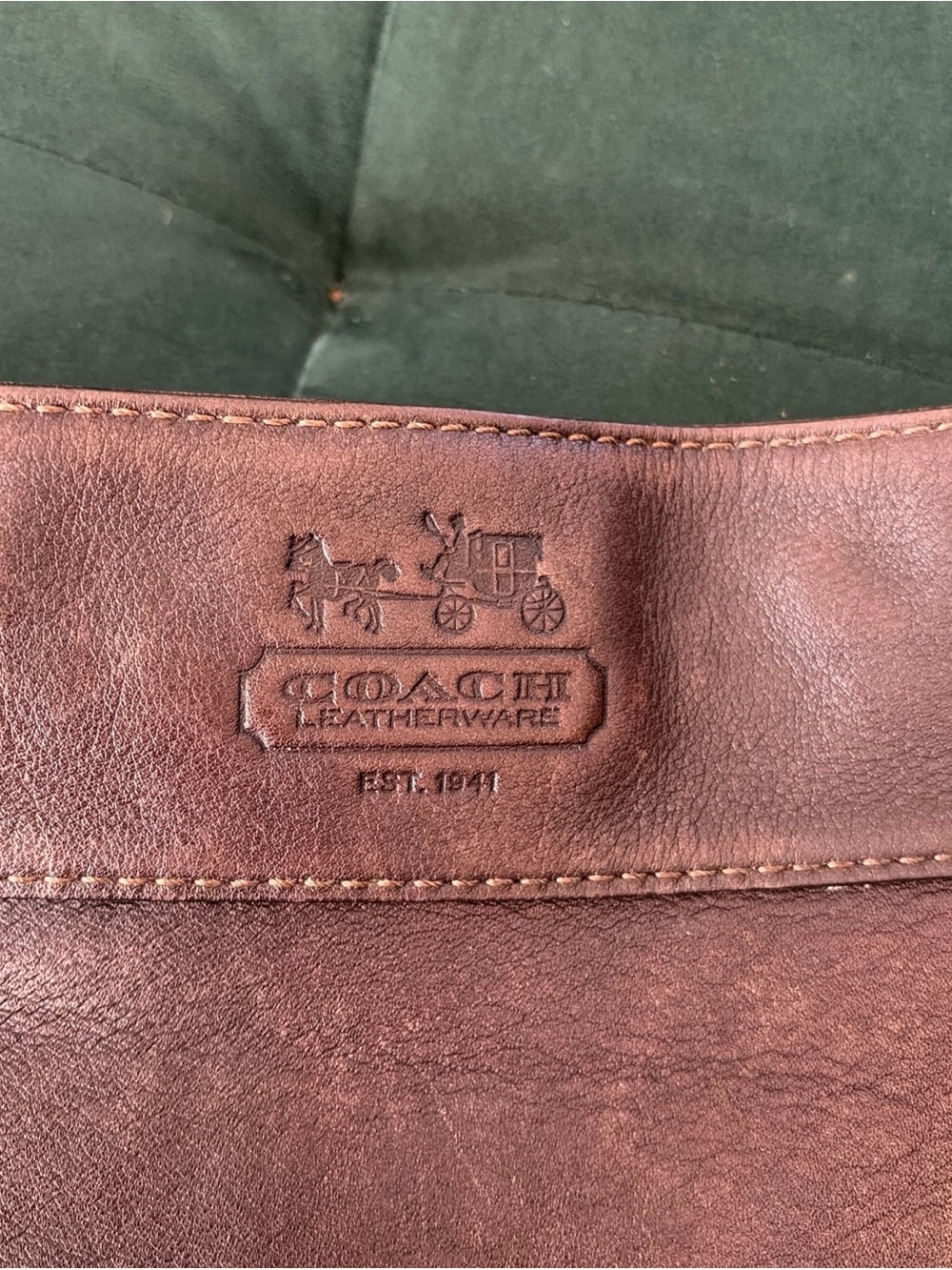 Coach Vintage Zoe Brown Leather Shoulder Bag Brass Hardware - Picture 2 of 16